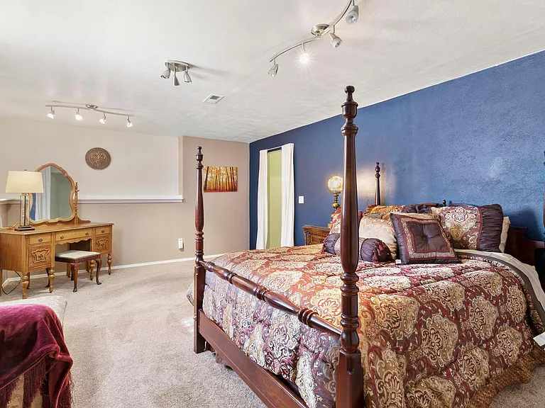 4th bedroom