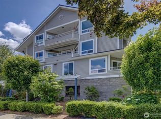 275 E Sunset Way UNIT 1A, Issaquah, WA 98027