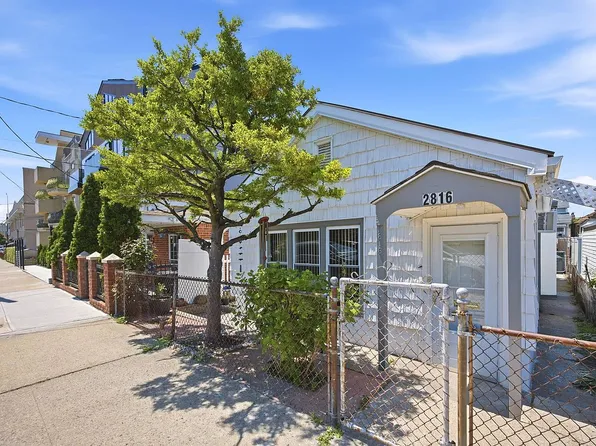 2816 Brown St, Brooklyn, NY 11235