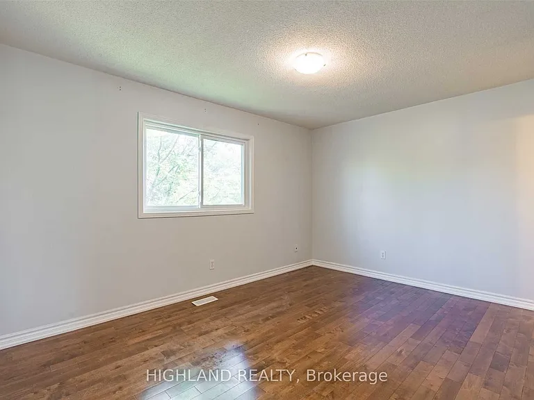 1130 Glen Valley Rd — Photo 10