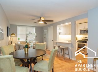 3731 N Clifton Ave #1F, Chicago, IL 60613