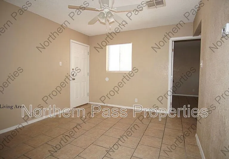 8604 Lawson St #3 — Photo 3