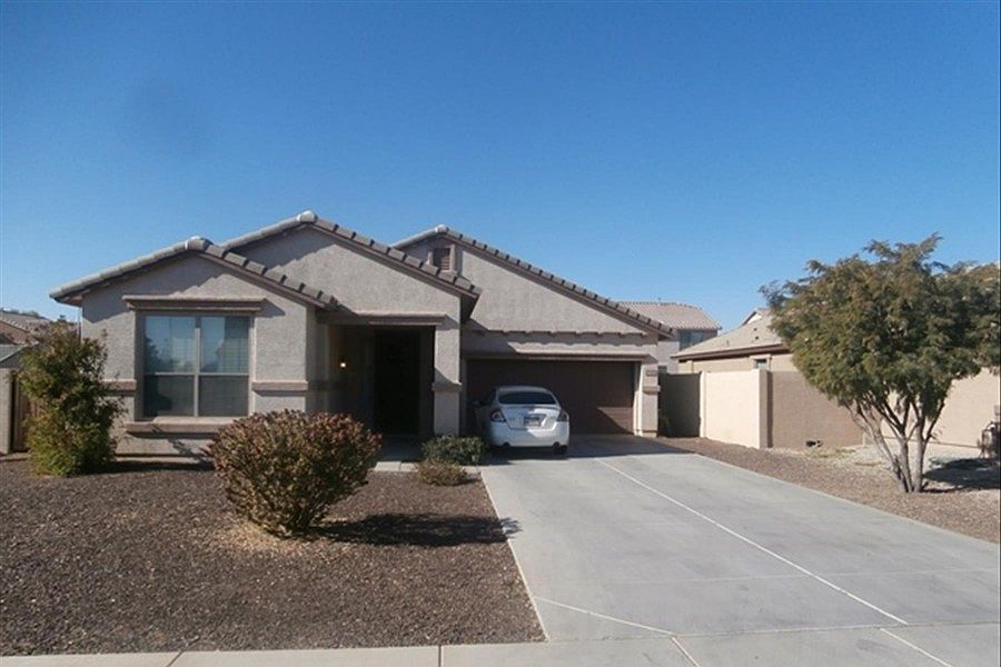 1st image of 3724 S 71st Dr