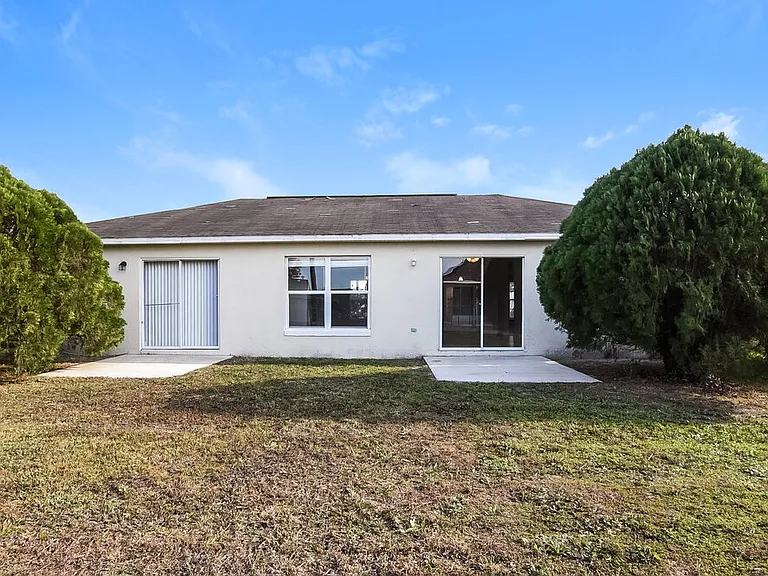 870 Jarnac Dr — Photo 19