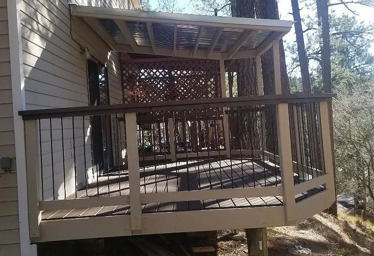 New deck 10' x 16'. Completed Dec 1, 2020