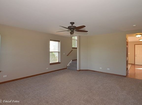 4th image of 11235 Fleetwood St
