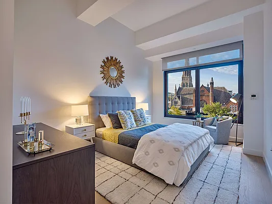 Rented by The Marketing Directors (Arias) | media 7