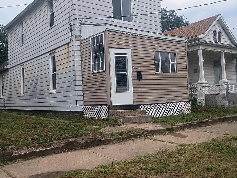 1315 S Arago St — Photo 1