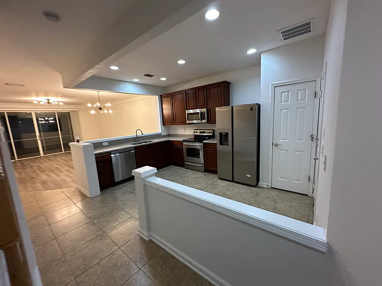 4223 Highwood Dr — Photo 3