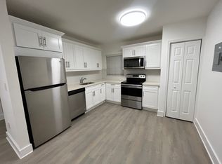 858 SW 2nd St #3, Miami, FL 33130