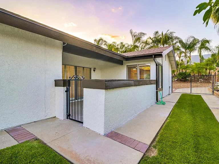 929 Darlene Ct — Photo 46