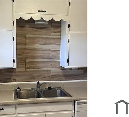 3401 Lynette Dr — Photo 4