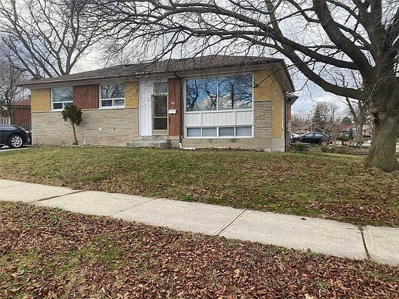 3rd image of 96 Mossbank Dr