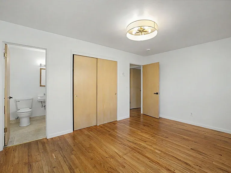 1119 Sunnyhill Ct — Photo 17