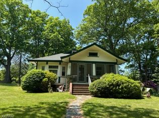 17 Old Budd Lake Rd, Budd Lake, NJ 07828