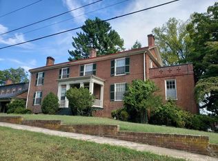 304 Beech St, Farmville, VA 23901