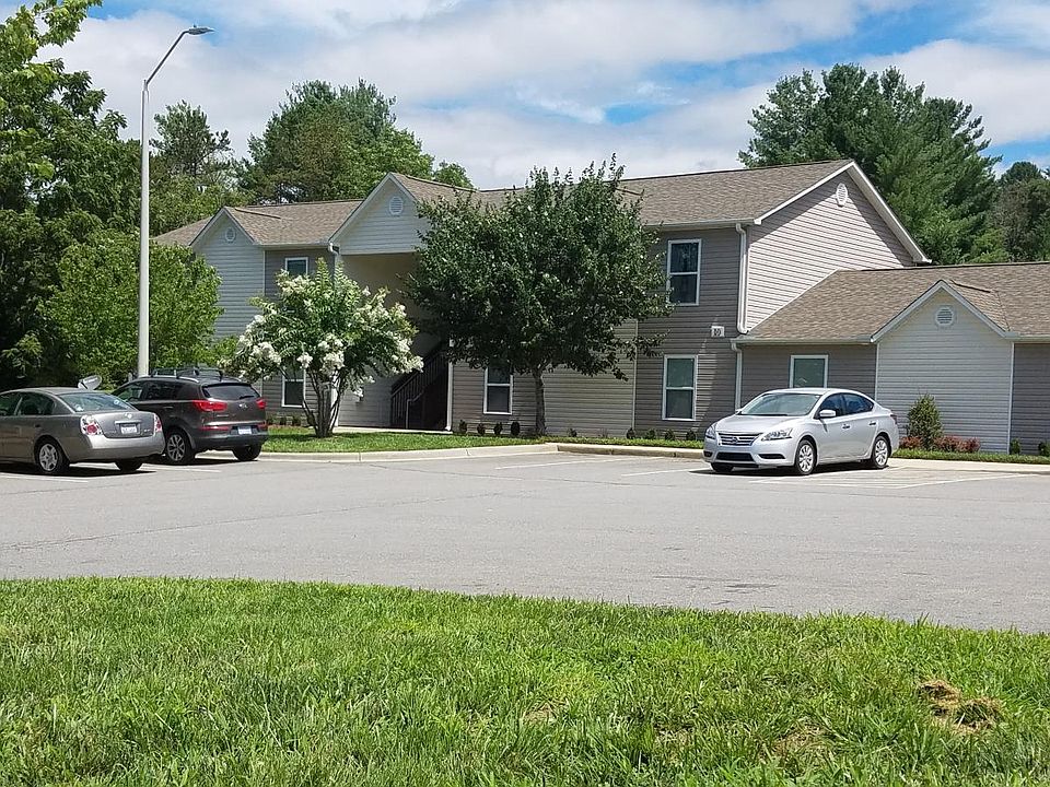 2nd image of 9 Zell Ln