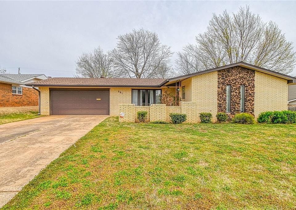 1st image of 301 Kimberling Dr