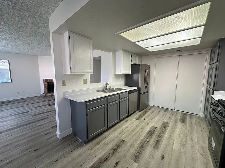 6713 W Charleston Blvd #3 — Photo 8