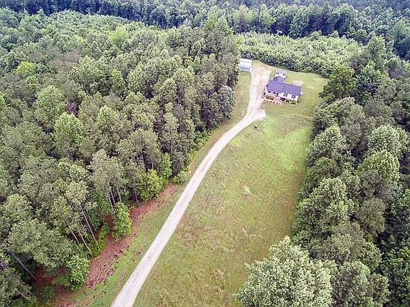 5th image of 176 Courthouse Estates Dr