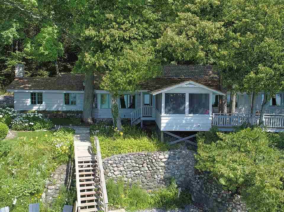 1st image of 3513 N Lake Leelanau Dr