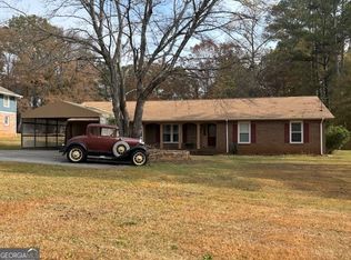 228 Sivell Rd, Lagrange, GA 30241