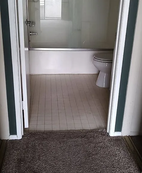 1701 Talmadge St — Photo 10
