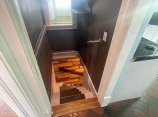 807 1st St SW, Mandan, ND 58554