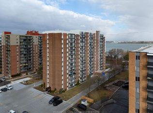 8591 Riverside Dr E #1008, Windsor, ON N8S1G3