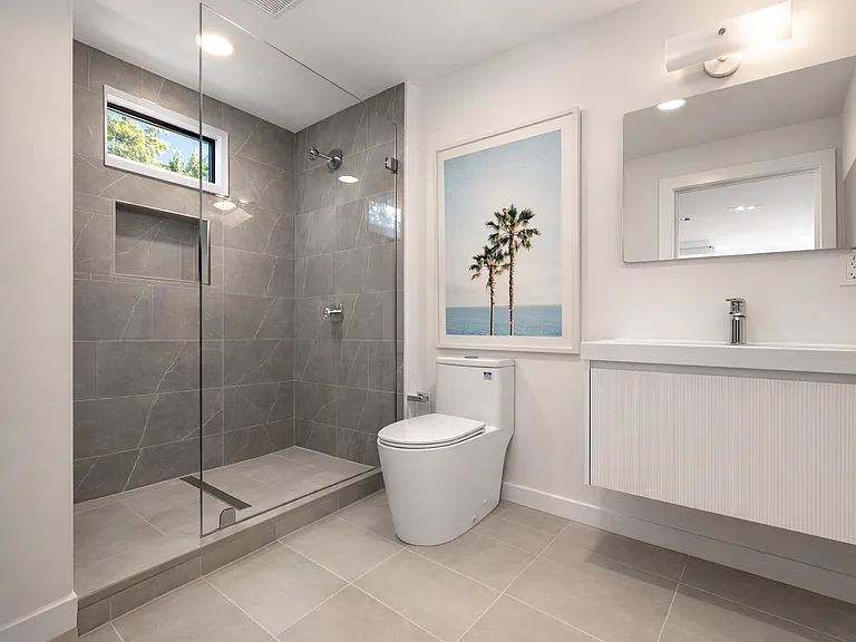 10 Bayview Dr — Photo 18