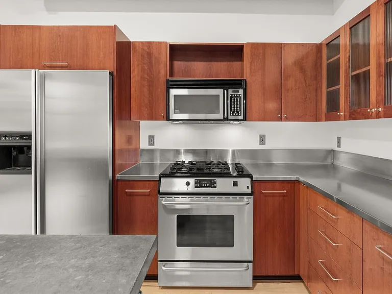 420 NW 11th Ave #506 — Photo 21