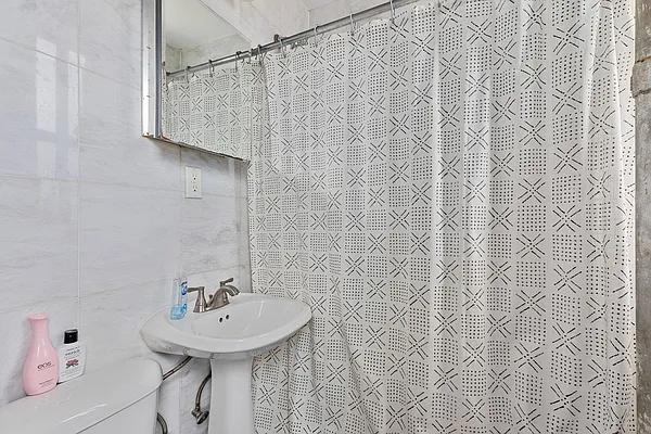 Rented by MNS | media 20