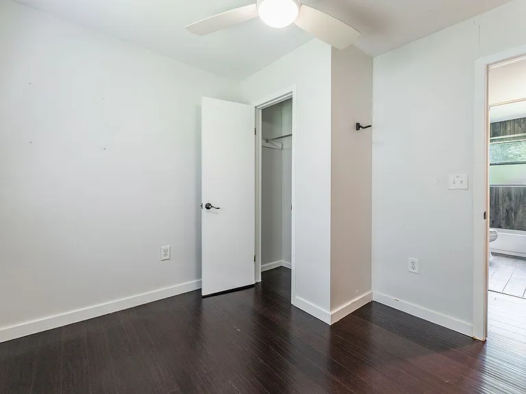1717 Bunche Rd — Photo 9