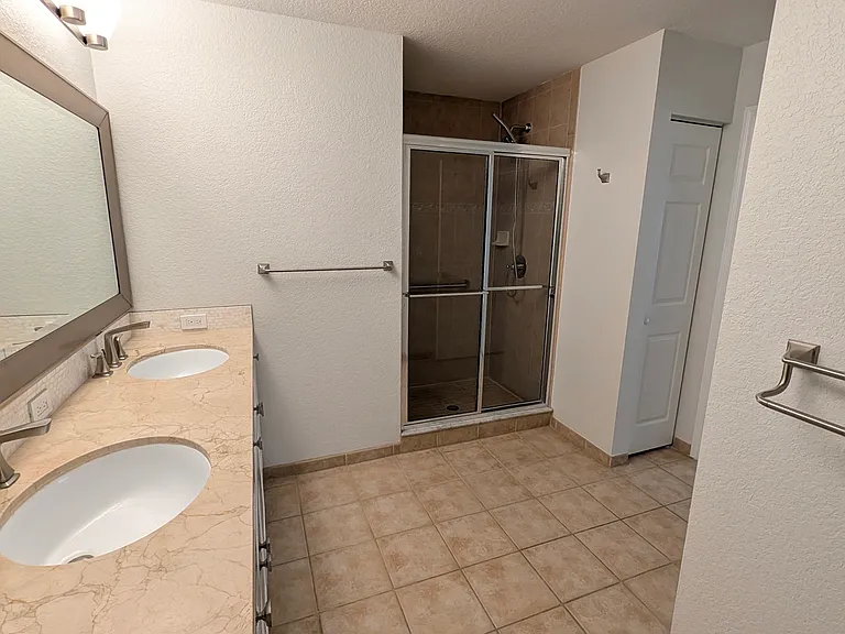 1064 N Tamiami Trl #1304 — Photo 12