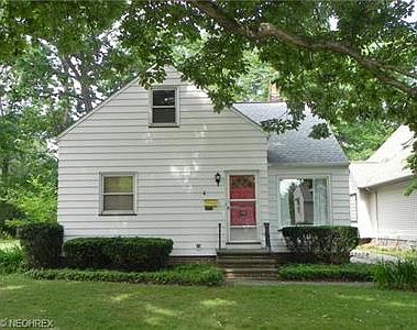 2nd image of 400 E 266th St