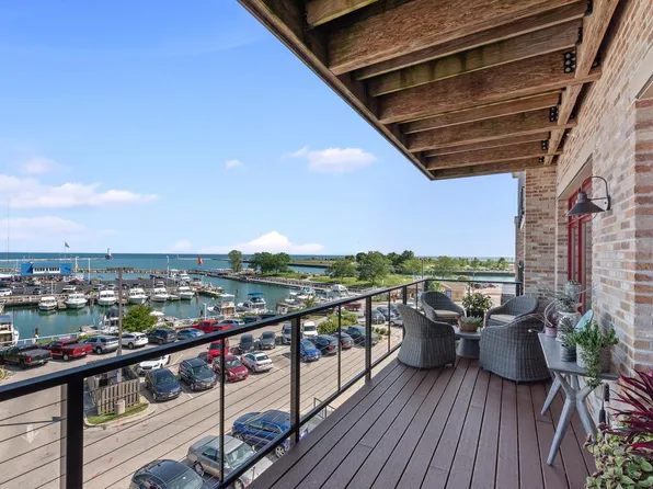 201 East Main STREET #303, Port Washington, WI 53074
