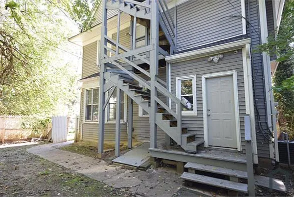 3300 Windsor Ave #1 — Photo 21