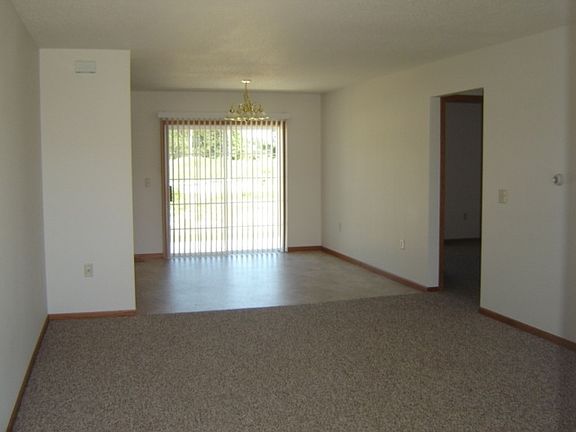 2nd image of 1245 Balsam Ave