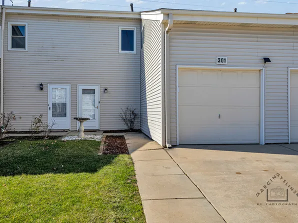 301 E Alpine Dr, Glendale Heights, IL 60139
