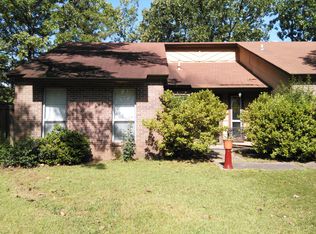 4 Timber Ridge Ct, Little Rock, AR 72211