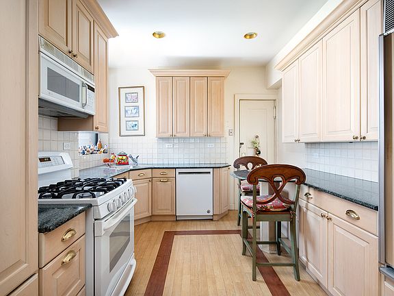 3rd image of 465 W End Ave #12C