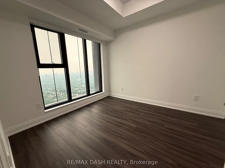 20 Soudan Ave #3606 — Photo 12