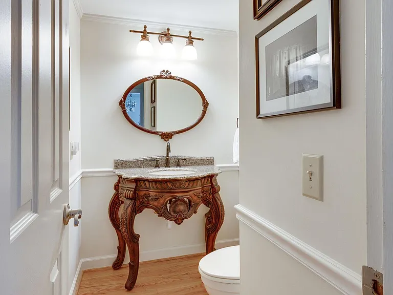 4625 Mountain View Dr — Photo 24