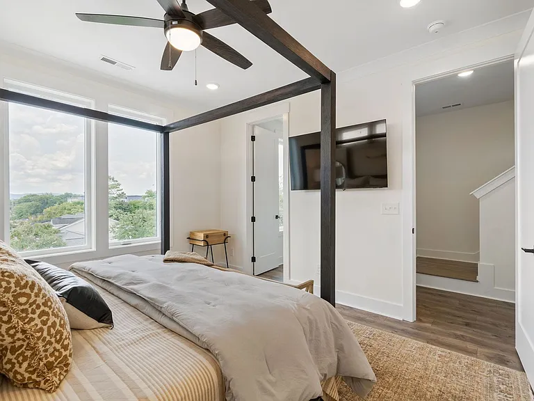 601 Southgate Ave — Photo 58