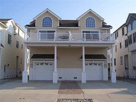 1st image of 29 33rd St Unit West
