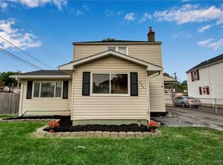 604 76th St, Niagara Falls, NY 14304