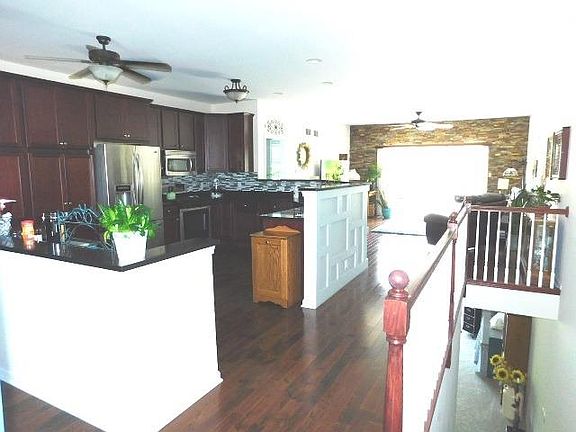4th image of 8733 Forest Glen Ct