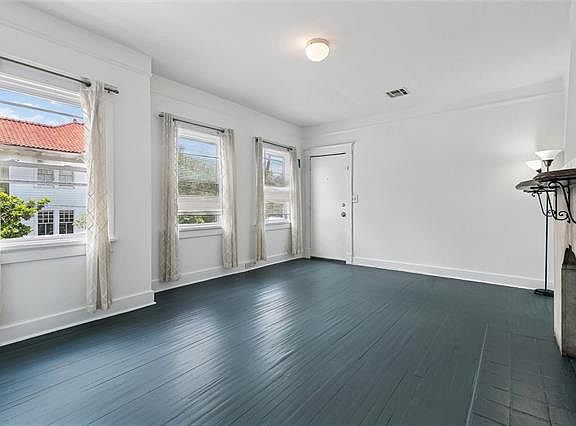 4th image of 7324 Maple St