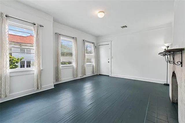 7324 Maple St — Photo 4