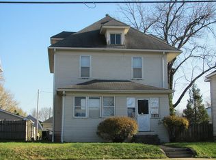 1415 W 4th St, Waterloo, IA 50702